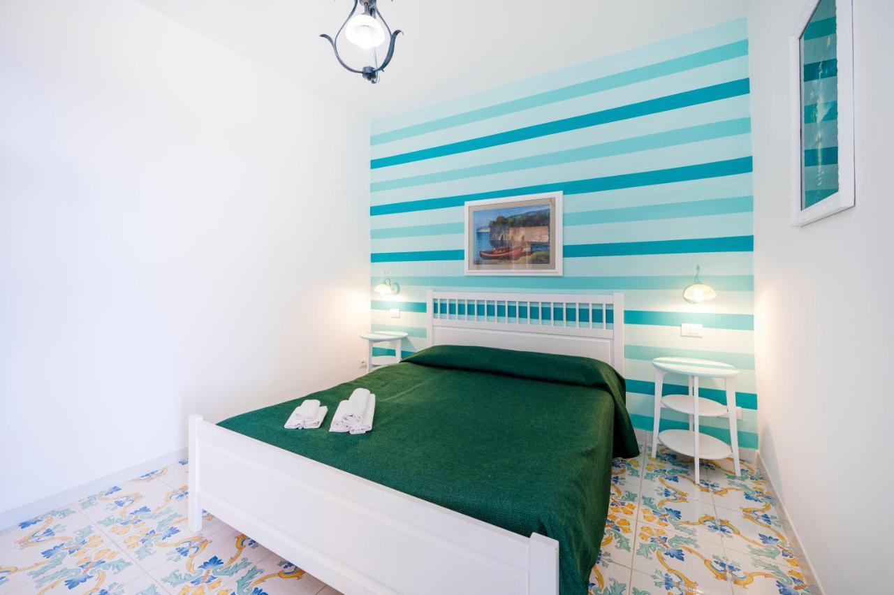 Marina Del Cantone Chalet Нерано Экстерьер фото